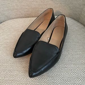 NWOT Gap Pointed Toe Loafers